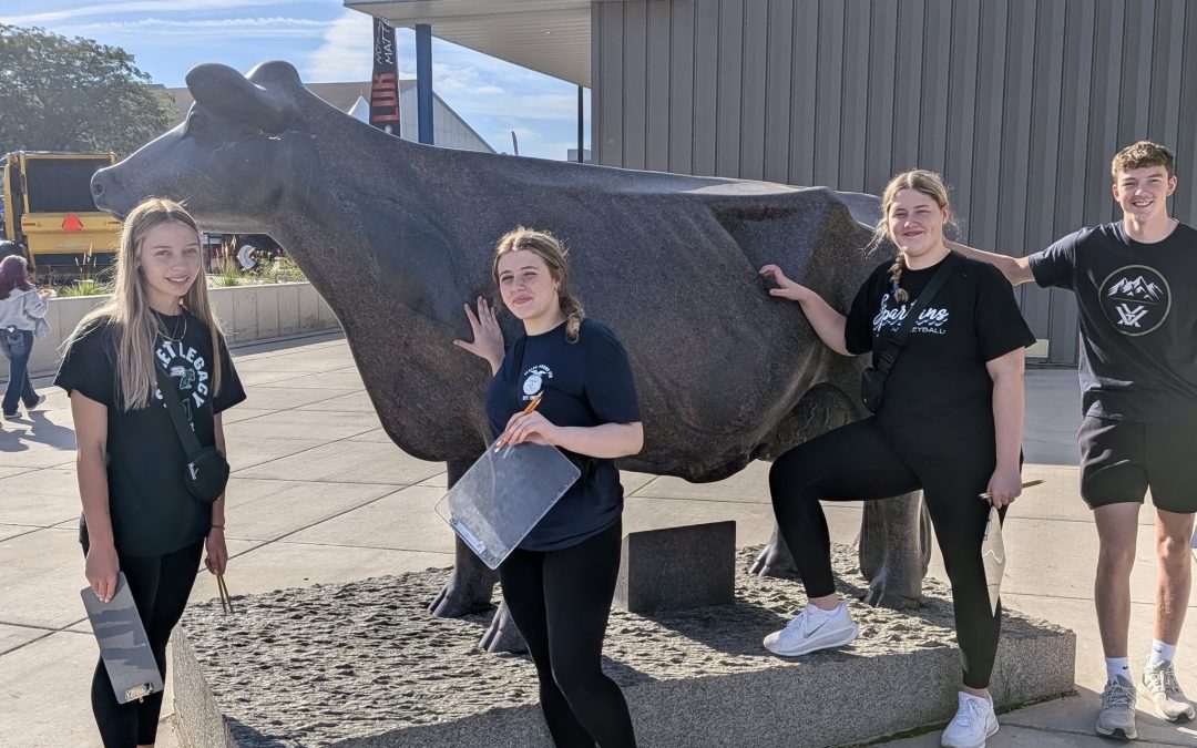 Scales Mound FFA students explore World Dairy Expo